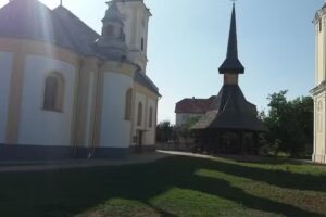 BISERICA ORTODOXĂ ROMANĂ SFINȚII ARHANGHELI MIHAIL ȘI GAVRIIL