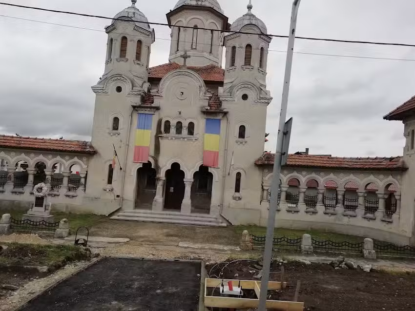 Biserica Ortodoxa Salonta 2