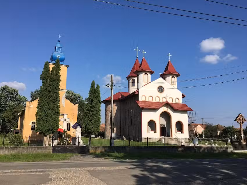 Biserica Ortodoxă &bdquo;Sf. Ap. Petru și Pavel&rdquo;