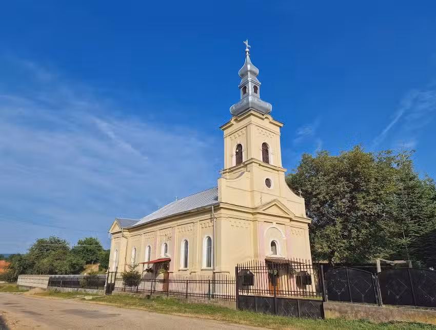 Biserica Ortodoxă &rdquo;Sf. Apostoli Petru și Pavel&rdquo;
