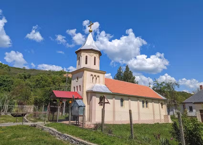 Biserica ortodoxă &rdquo;Sf.Arh.Mihail și Gavriil&rdquo;