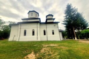 Biserica Ortodoxă &bdquo;Sf. Cuvioasă Parascheva&rdquo; Trenu