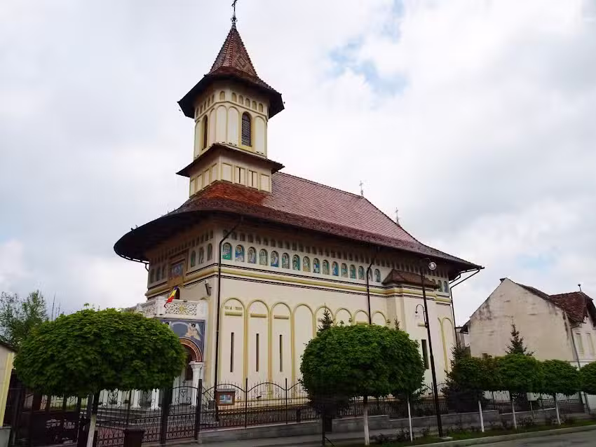 Biserica Ortodoxă Sf&acirc;nta Treime