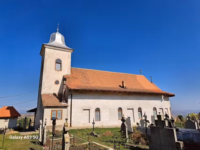 Biserica Ortodoxă ,,Sf&acirc;nta Treime&rdquo; din Deal