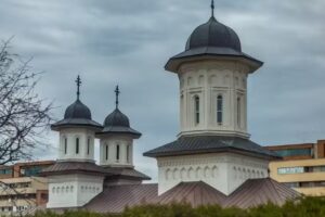 Biserica Ortodoxă &bdquo;Sf&acirc;ntul Arhanghel Mihail&rdquo;