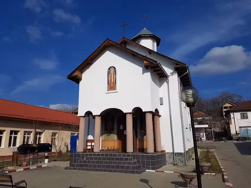 Biserica Ortodox&atilde; Sf&acirc;ntul Ierarh Antim Ivireanul