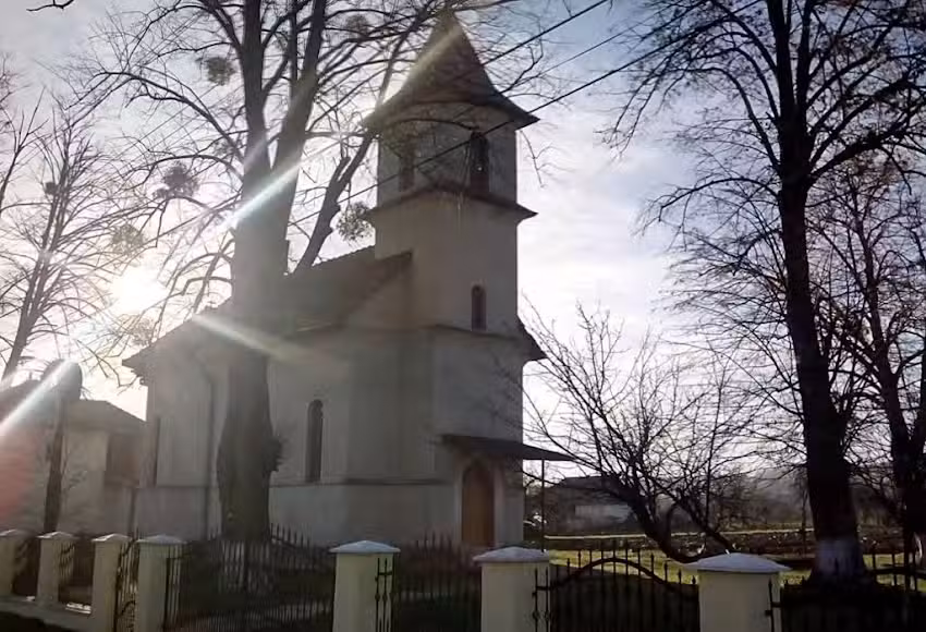 Biserica Ortodoxa Sf&acirc;ntul Nicolae Ardusat