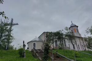Biserica ortodoxă „Sfinții Arhangheli Mihail și Gavriil”