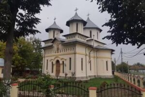 Biserica Ortodoxa Sfinţii &Icirc;mpăraţi Constantin şi mama sa Elena