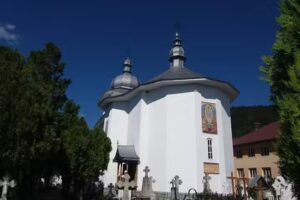 Biserica Pogorarea Sfantului Duh, comuna Garcina