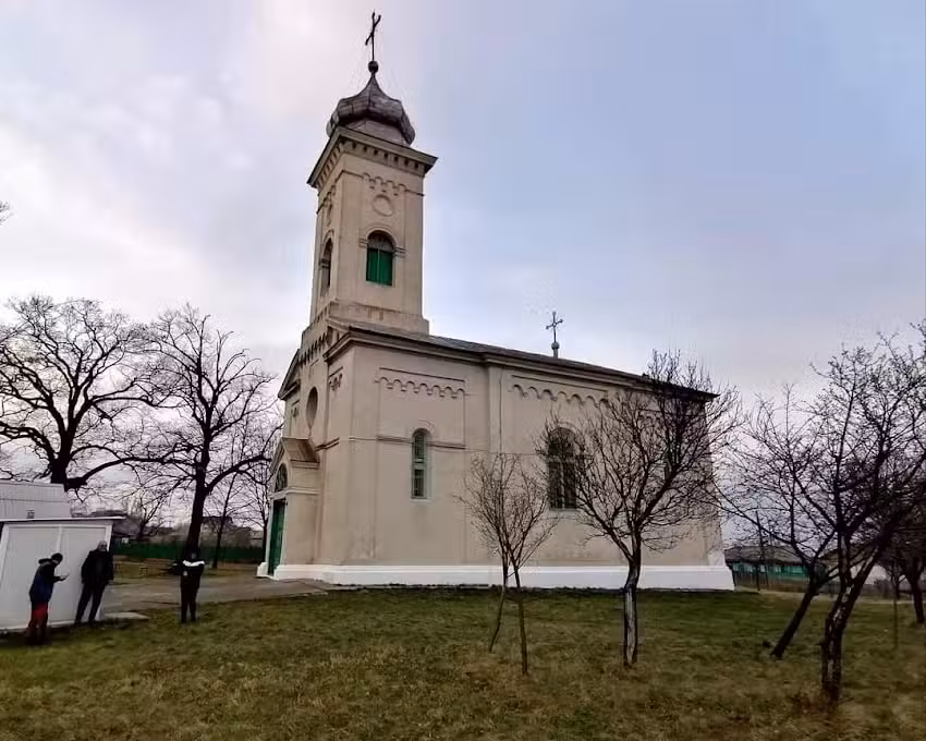 Biserica Pogor&acirc;rea Sf&acirc;ntului Duh Cucorani