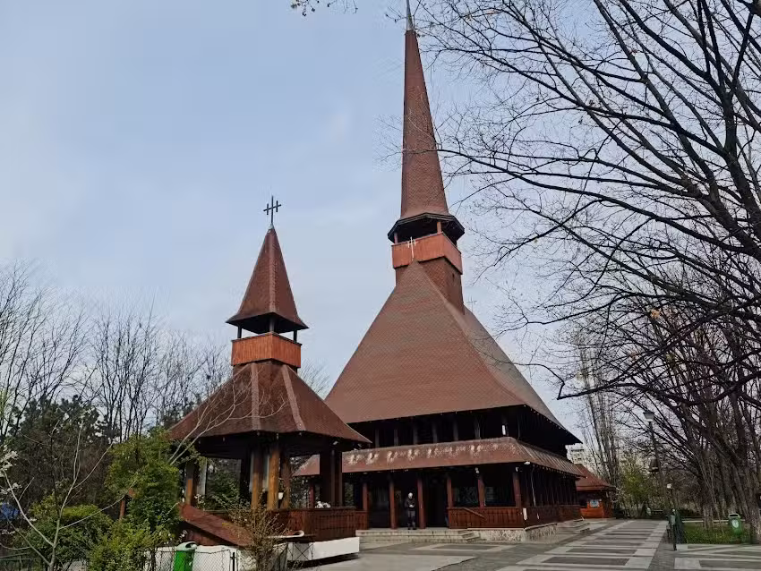 Biserica Pogor&acirc;rea Sf&acirc;ntului Duh Titan