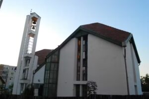 Biserica Reformată din D&acirc;mbul Pietros