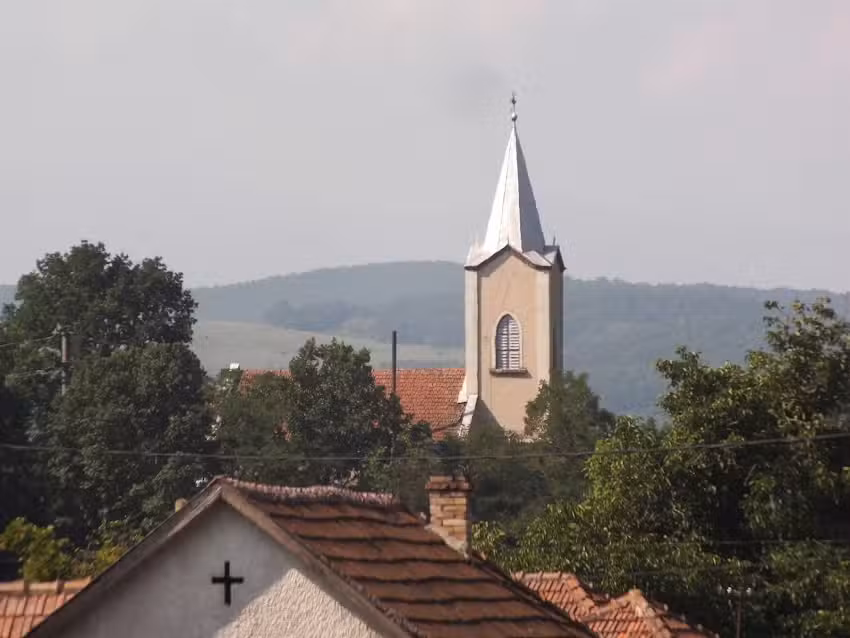 Biserica Romano-Catolică &bdquo;Nașterea Preasfintei Fecioare Maria&rdquo;