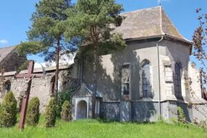 Biserica Romano-Catolică &bdquo;Preasf&acirc;nta Treime&rdquo;