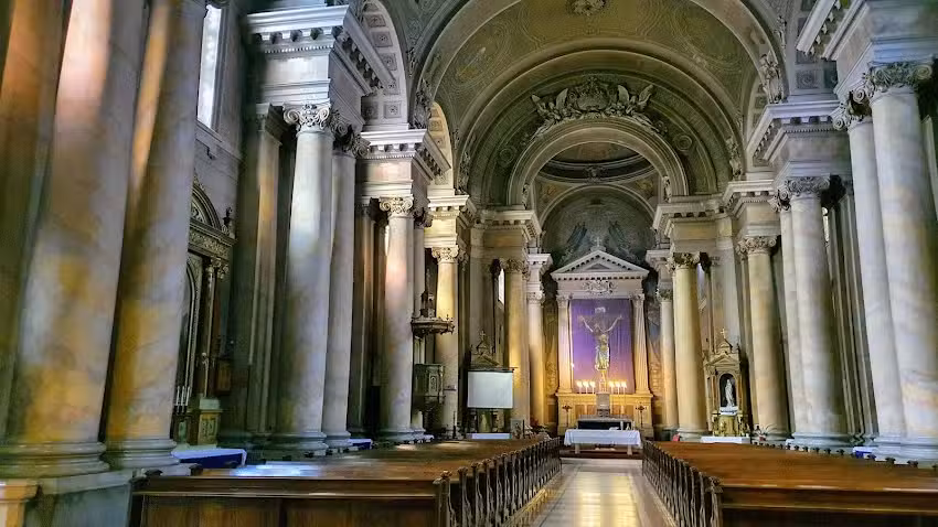 Biserica Romano-Catolică &bdquo;Sf&acirc;ntul Anton de Padova&rdquo;