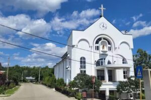 Biserica romano-catolică „Sfântul Luca”