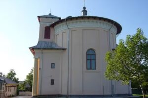 BISERICA ROTUNDĂ DIN LEȚCANI