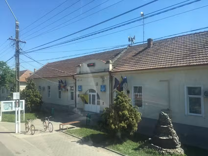 Biserica S&acirc;rbească