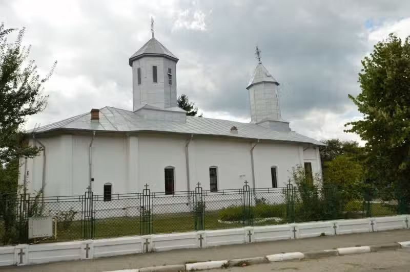 Biserica &bdquo;Schimbarea la Față&rdquo; din Moreni