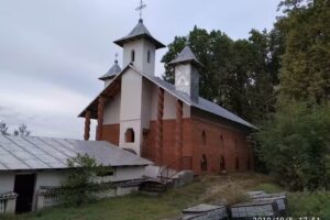 Biserica Sf. Ap. Petru și Pavel a fostului Schit Flăm&acirc;nda