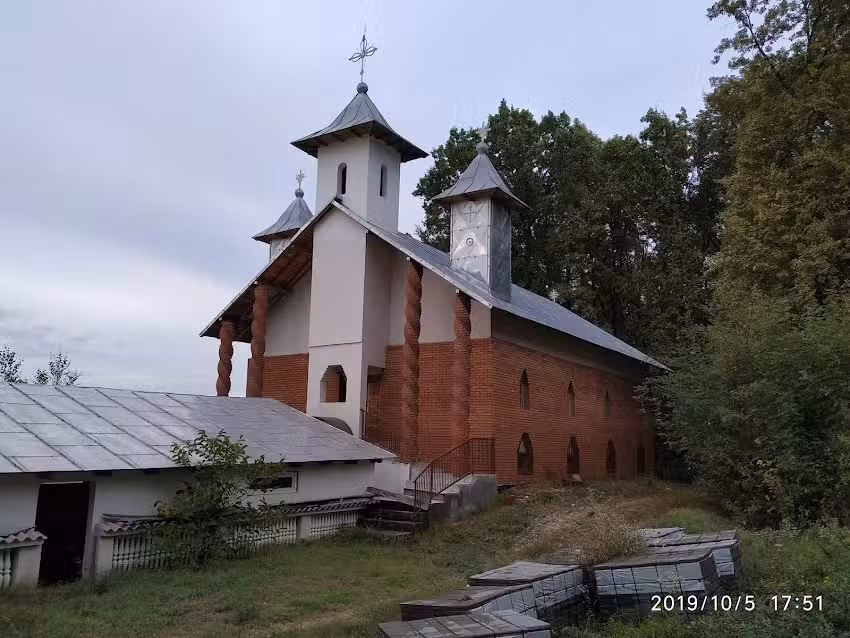 Biserica Sf. Ap. Petru și Pavel a fostului Schit Flăm&acirc;nda