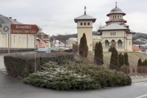 Biserica Sf. Apostol Andrei și Sf. Mare Mucenic Gheorghe