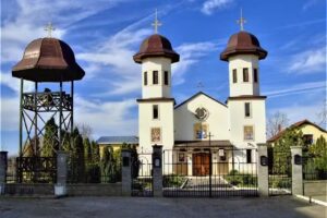 Biserica Sf. Apostoli Mihail si Gavril