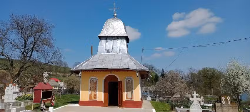 Biserica Sf. Arhangheli Mihail &ndash; Gavriil