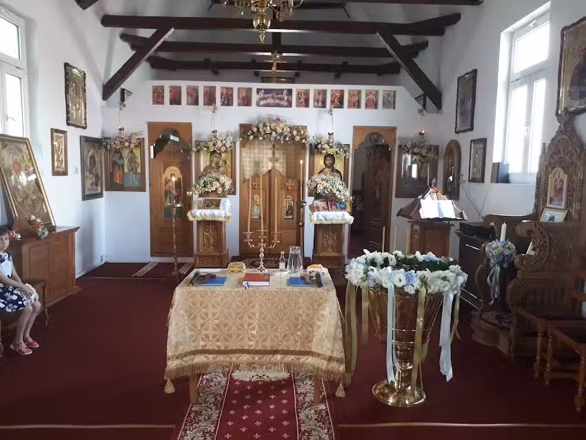 Biserica Sf. Arhangheli Mihail și Gavril