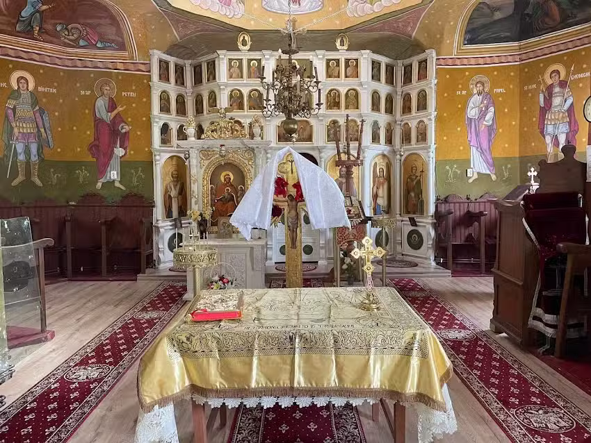 Biserica Sf. Arhangheli Mihail și Gavril