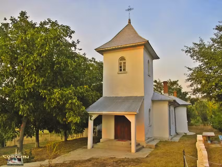 Biserica Sf. Arhangheli Mihail si Gavril &ndash; Cordeni