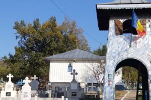 Biserica &bdquo;Sf. Dumitru&rdquo; Dobroslovești