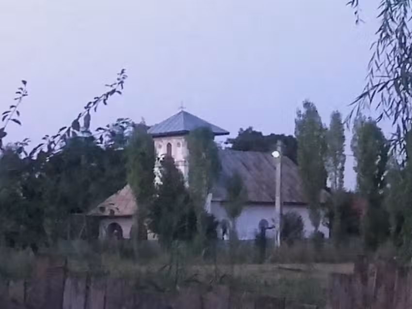 Biserica Sf Dumitru si Sf Nicolae Postavari