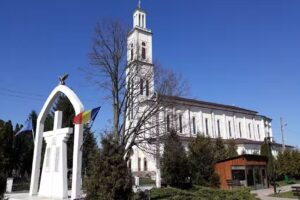 Biserica Sf Fecioara Maria Regina
