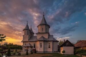 Biserica ”Sf. Împărați Constantin și Elena”