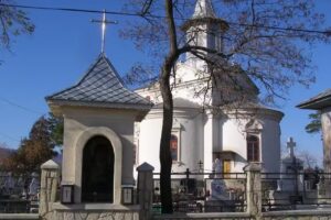 Biserica Sf. &Icirc;mpărați Constantin și Elena