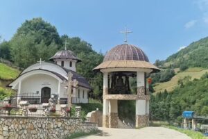 Biserica Sf. Împărați Constantin și Elena
