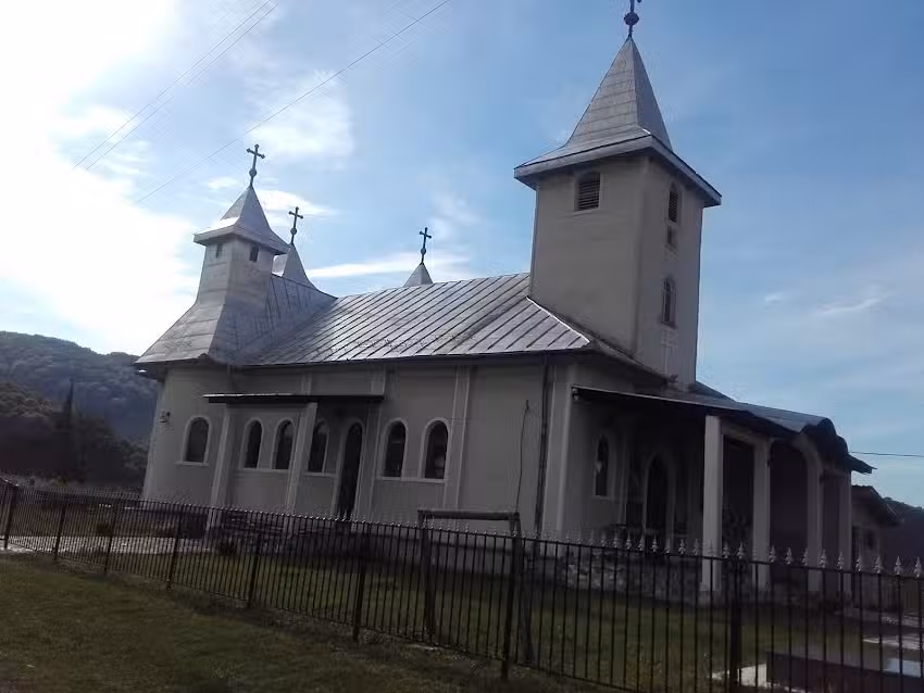 Biserica &bdquo;Sf. Mare Mucenic Gheorghe și Sf. Arhidiacon Ştefan&rdquo;