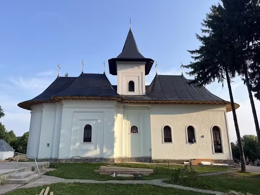 Biserica &ldquo;Sf.Nicolae&rdquo; Oniceni Suceava