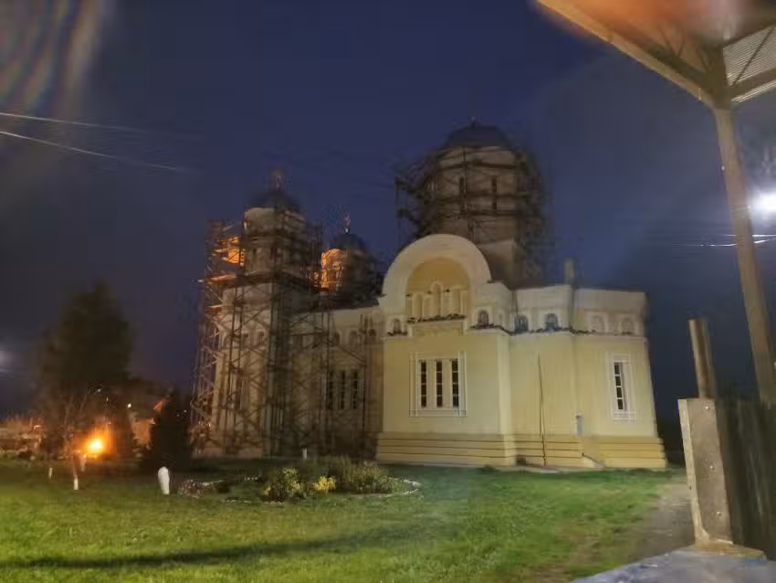 Biserica ,,Sf. Parascheva şi Sf. Gheorghe&rdquo;