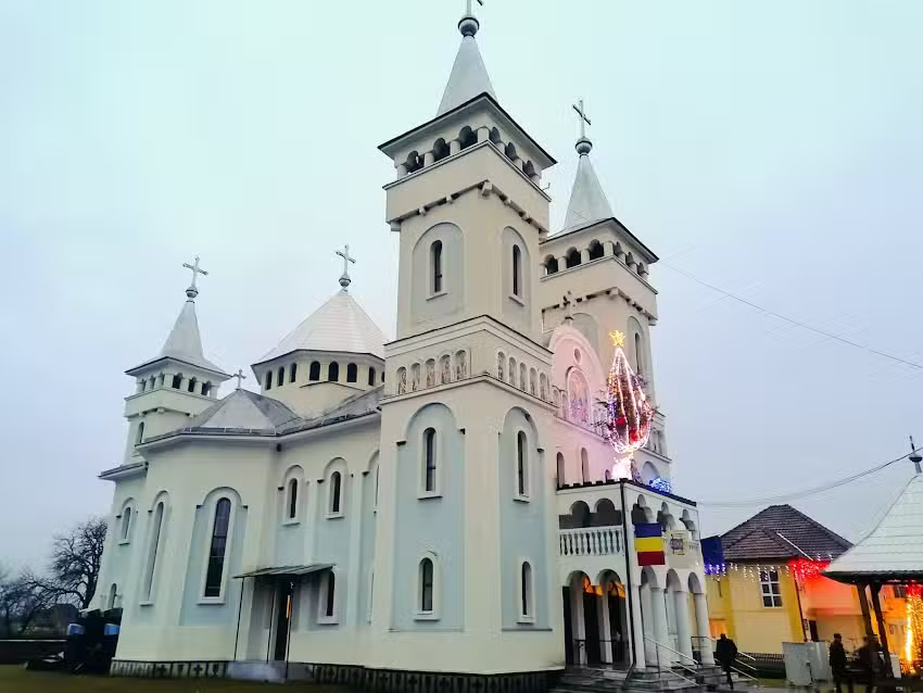 Biserica &rdquo;Sf. Treime&rdquo; din Coaș