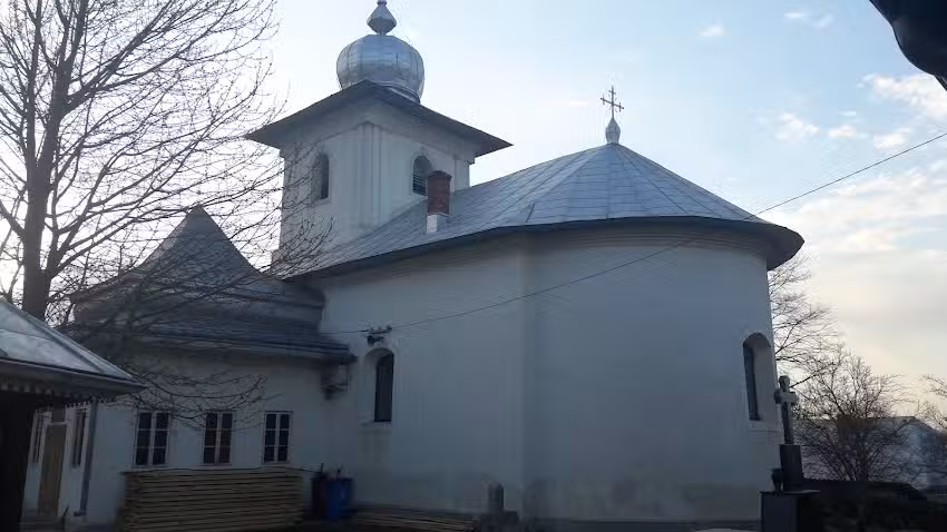 Biserica Sf. Vv. Ibănești