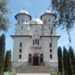 Biserica Sfanta Cuvioasa PARASCHEVA