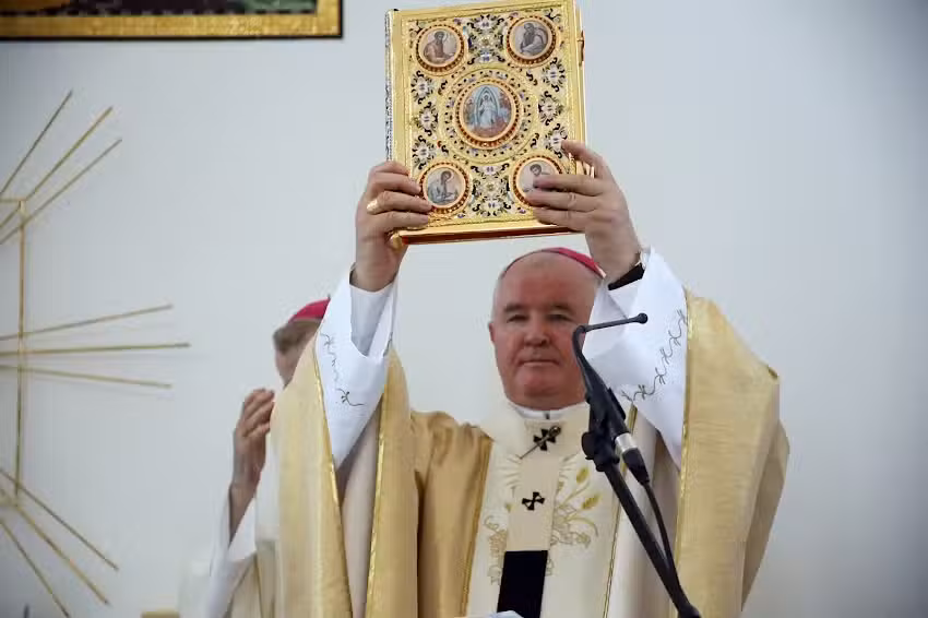 Biserica Sf&acirc;nta Elena