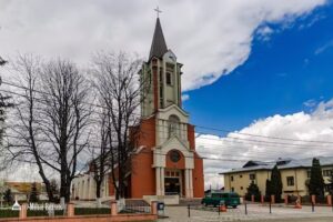 Biserica Sf&acirc;nta Fecioară Maria Regină