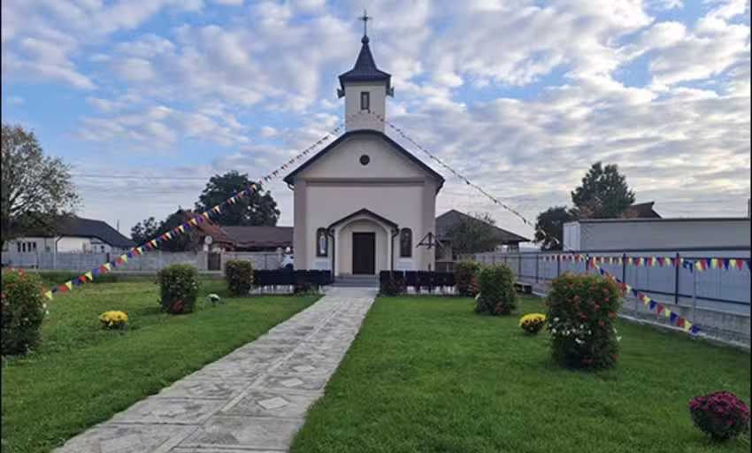 Biserica Sf&acirc;nta Fecioară Maria Regina Rozariului