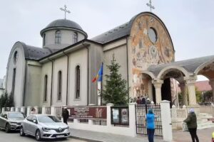 Biserica Sf&acirc;nta Mahramă a Domnului