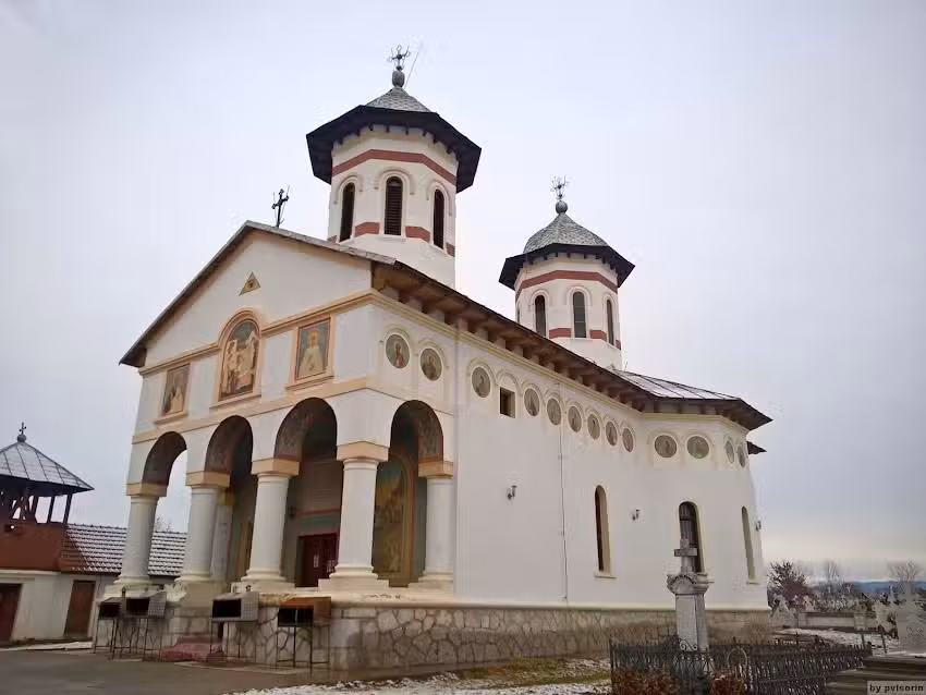 Biserica Sf&acirc;nta Maria