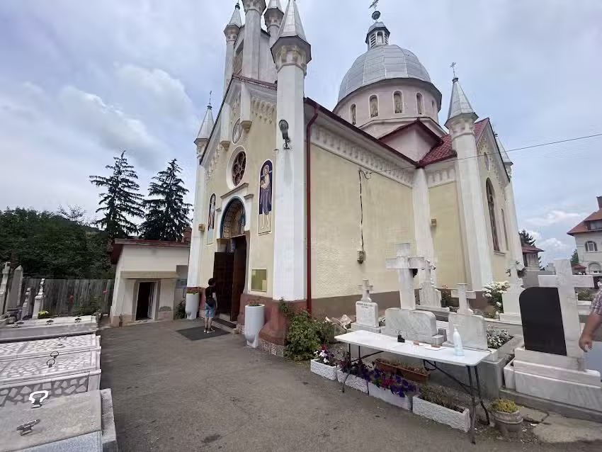 Biserica Sf&acirc;nta Parascheva